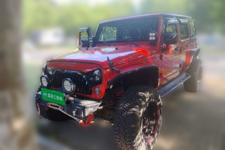 Used Jeep Wrangler 2015 2.8TD Sahara Four-Door Comfort Edition Guazi used car, China used car export, Used car for sale, Used cars, Cheapest cars for sale