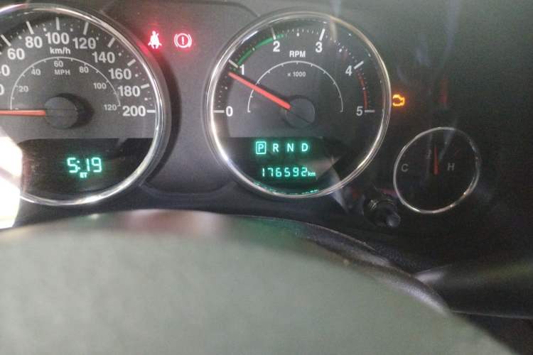 Used Jeep Wrangler 2015 2.8TD Sahara Four-Door Comfort Edition Odometer Close Up