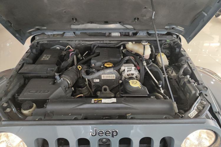 Used Jeep Wrangler 2015 2.8TD Sahara Four-Door Comfort Edition Engine Bay