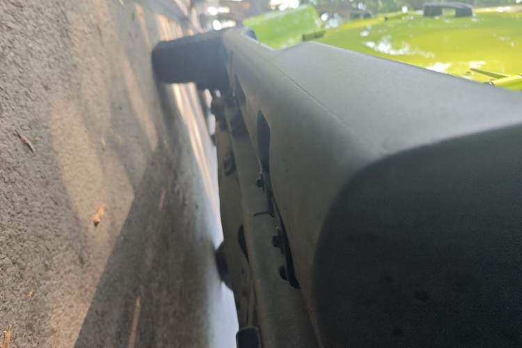 Used Jeep Wrangler 2015 3.0L Sahara Four-Door Comfort Edition Chassis Front Right
