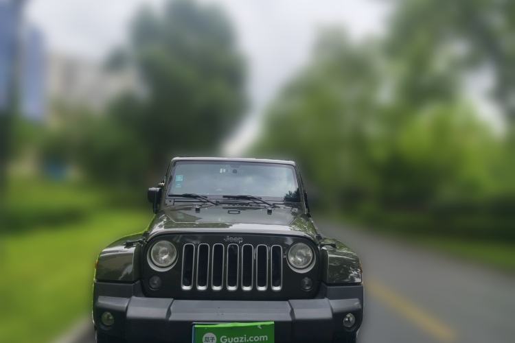Used Jeep Wrangler 2015 3.0L Sahara Four-Door Comfort Edition Front