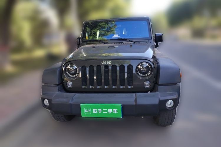 Used Jeep Wrangler 2015 3.6L Rubicon Two-Door Comfort Edition Front