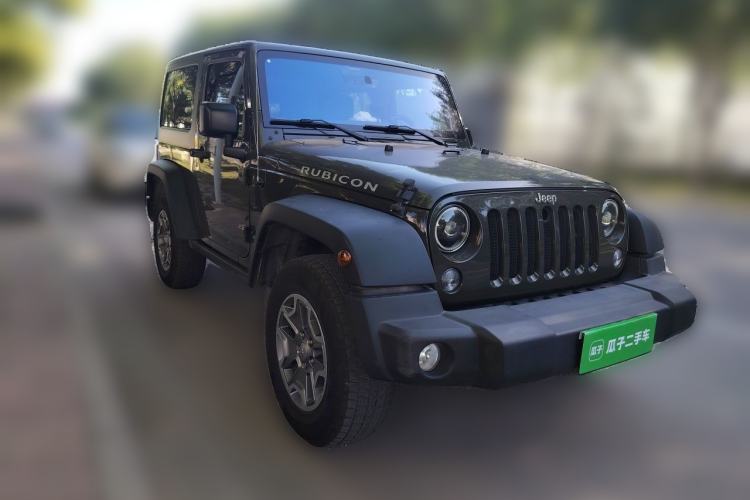 Used Jeep Wrangler 2015 3.6L Rubicon Two-Door Comfort Edition Front Right 45 Deg