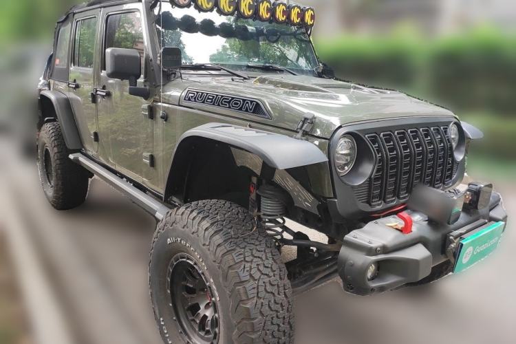 Used Jeep Wrangler 2015 3.6L Rubicon Four-Door Comfort Edition Front Right 45 Deg
