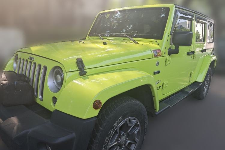 Used Jeep Wrangler 2015 3.0L Sahara Four-Door Comfort Edition Guazi used car, China used car export, Used car for sale, Used  cars, Cheapest cars for sale