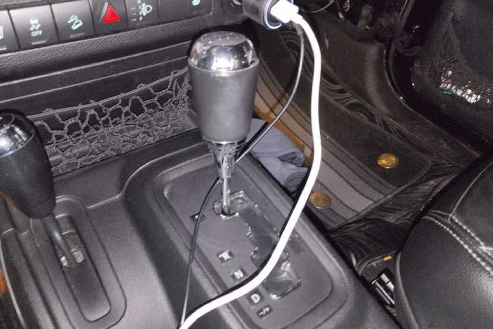 Used Jeep Wrangler 2015 3.0L Sahara Four-Door Comfort Edition Gear Lever