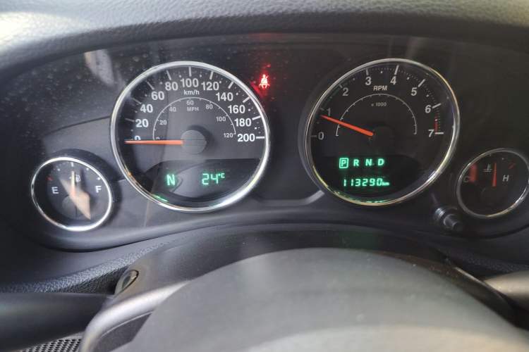 Used Jeep Wrangler 2015 3.6L Rubicon Two-Door Comfort Edition Instrument Cluster