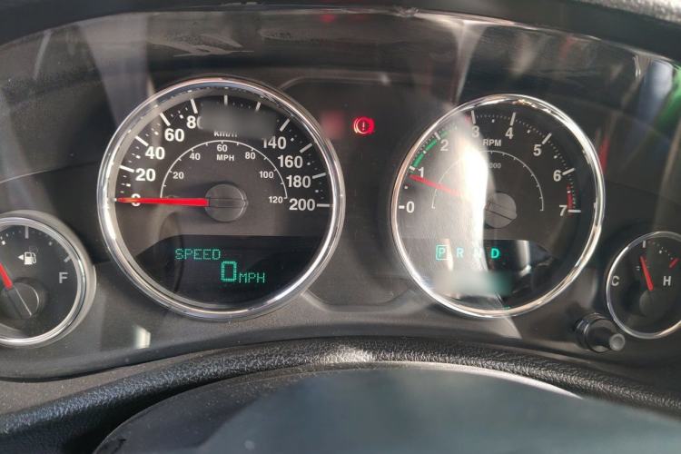 Used Jeep Wrangler 2015 3.0L Sahara Four-Door Edition Instrument Cluster
