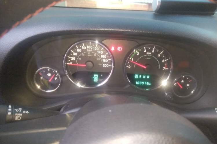 Used Jeep Wrangler 2015 3.0L Sahara Four-Door Comfort Edition Instrument Cluster