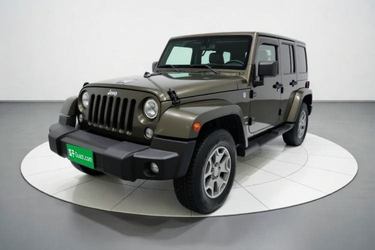 Gebrauchter Jeep Wrangler 2015 3.0L Sahara Four-Door Comfort Edition Guazi used car, China used car export, Used car for sale, Used cars, Cheapest cars for sale