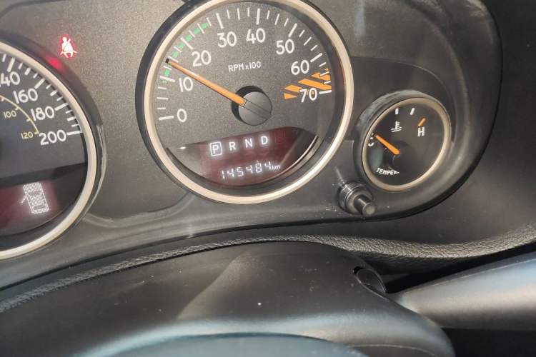 Used Jeep Wrangler 2015 3.0L Sahara Four-Door Comfort Edition Odometer Close Up