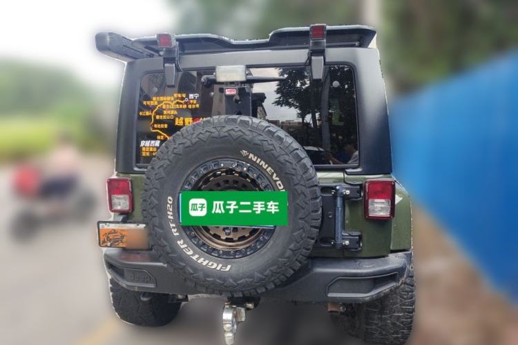 Used Jeep Wrangler 2015 3.0L Sahara Four-Door Comfort Edition Rear