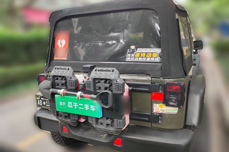 Used Jeep Wrangler 2015 3.6L Rubicon Four-Door Comfort Edition Rear