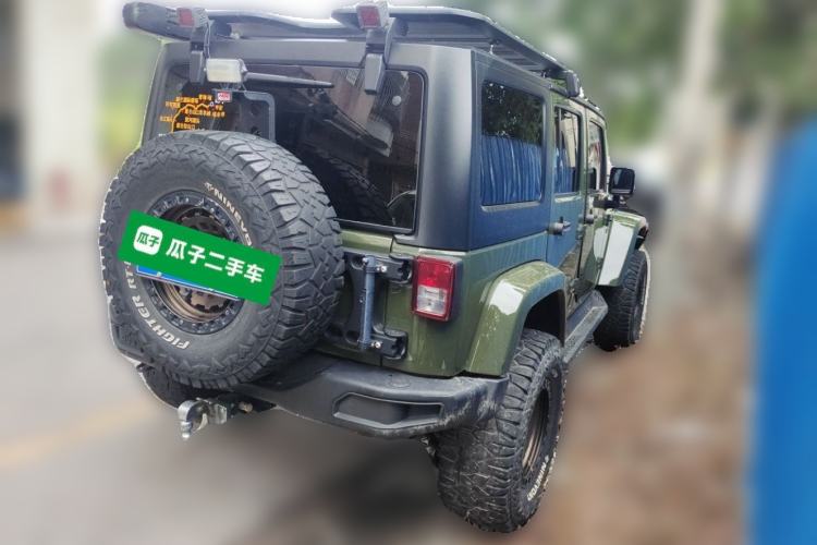 Used Jeep Wrangler 2015 3.0L Sahara Four-Door Comfort Edition Rear Right 45 Deg