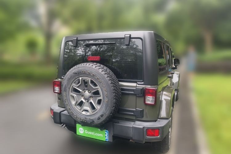Used Jeep Wrangler 2015 3.0L Sahara Four-Door Comfort Edition Rear Right 45 Deg