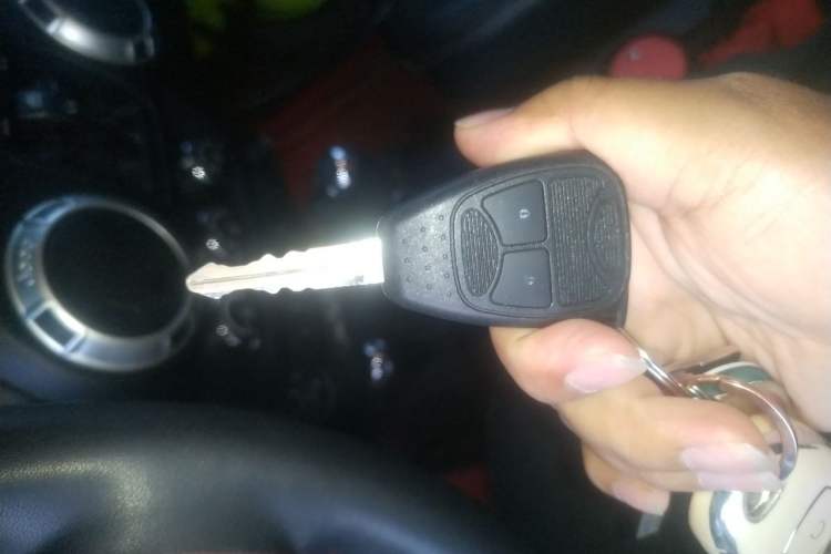 Used Jeep Wrangler 2015 3.0L Sahara Four-Door Comfort Edition Vehicle Key