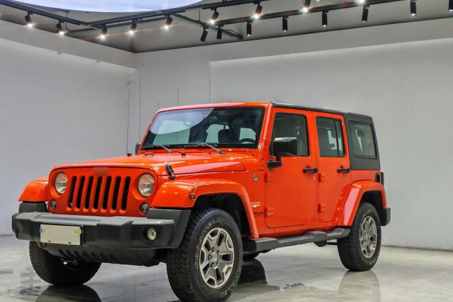Used Jeep Wrangler 2015 3.0L Sahara Four-Door Edition Front Left 45 Deg
