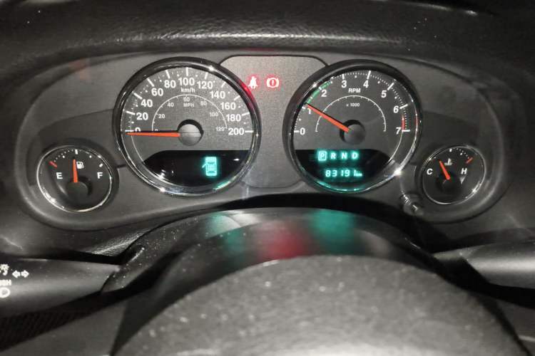 Used Jeep Wrangler 2015 3.0L Sahara Four-Door Comfort Edition Instrument Cluster