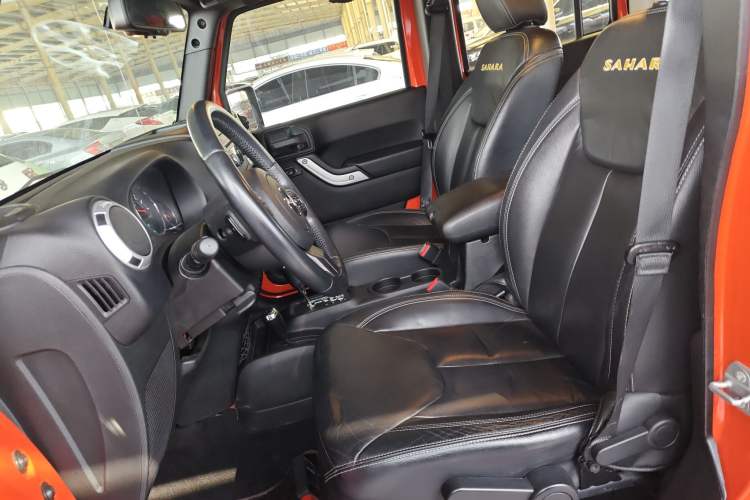 Used Jeep Wrangler 2015 3.0L Sahara Four-Door Edition Left Front Seat