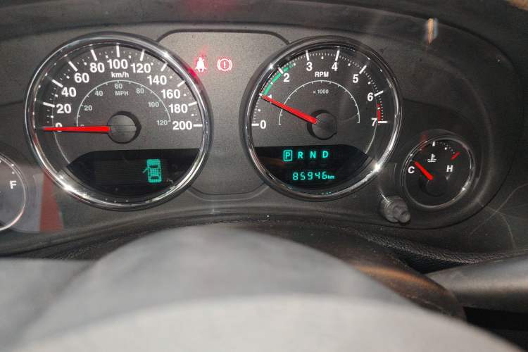 Used Jeep Wrangler 2015 3.0L Sahara Four-Door Edition Odometer Close Up