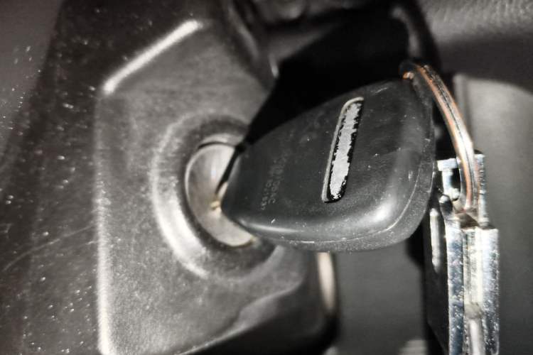 Used Jeep Wrangler 2015 3.0L Sahara Four-Door Comfort Edition Vehicle Key