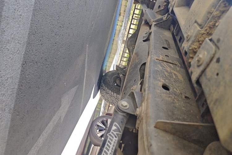 Used Jeep Wrangler 2015 3.0L Sahara Four-Door Comfort Edition Chassis Front Right