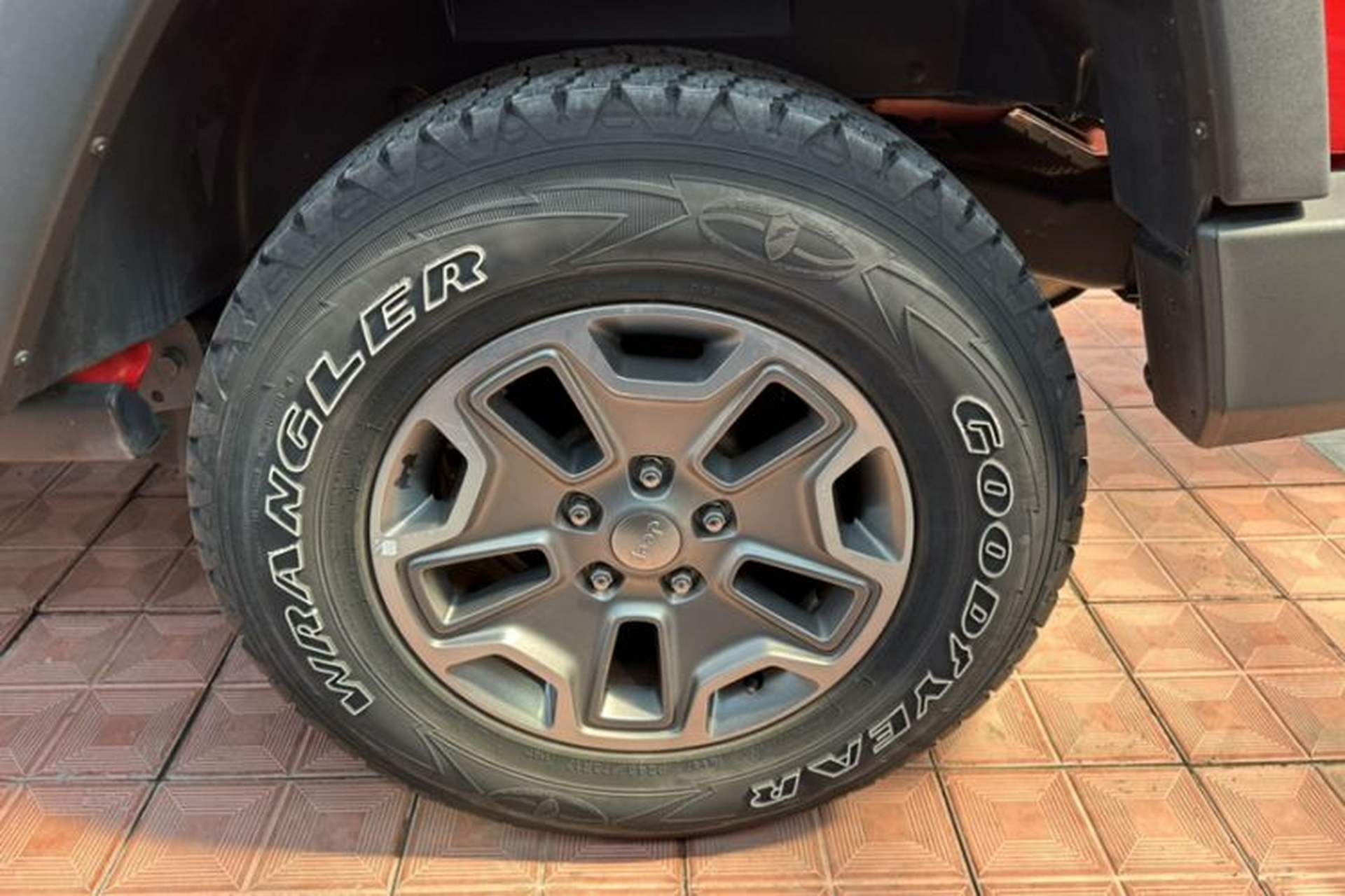 Used Jeep Wrangler 2015 3.6L Rubicon Two-Door Comfort Edition Exterior 3