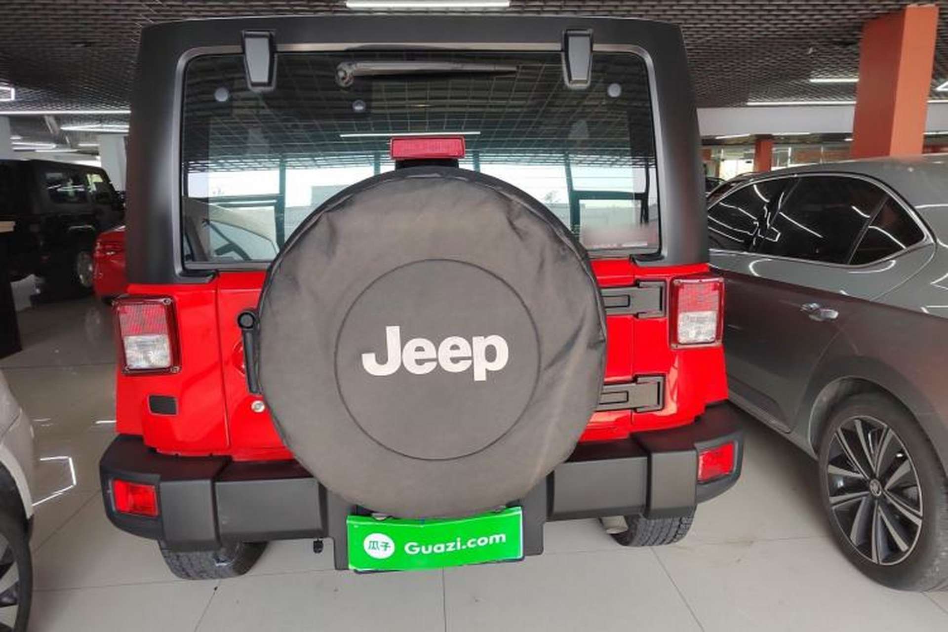 Used Jeep Wrangler 2015 3.0L Sahara Four-Door Comfort Edition Exterior 4