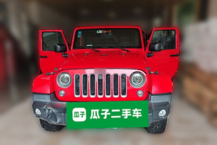 Used Jeep Wrangler 2015 3.0L Sahara Four-Door Comfort Edition Front