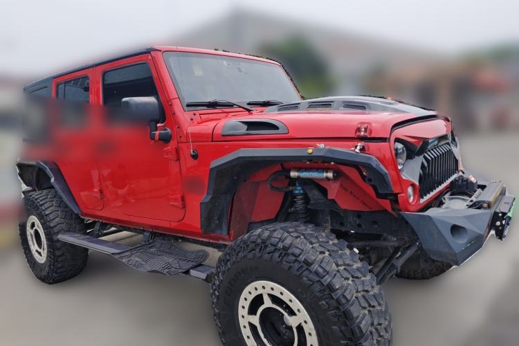 Used Jeep Wrangler 2015 2.8TD Sahara Four-Door Edition Front Right 45 Deg