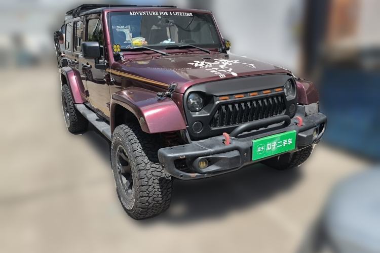 Used Jeep Wrangler 2015 3.0L Sahara Four-Door Edition Front Right 45 Deg