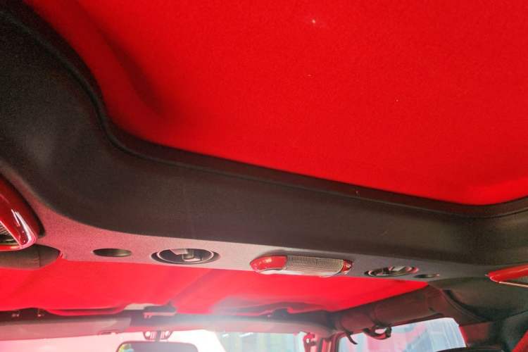 Used Jeep Wrangler 2015 3.0L Sahara Four-Door Comfort Edition Headliner