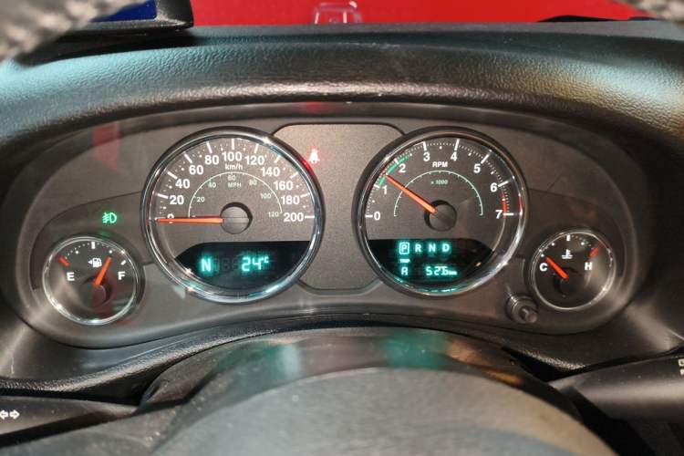 Used Jeep Wrangler 2015 3.6L Rubicon Two-Door Comfort Edition Instrument Cluster