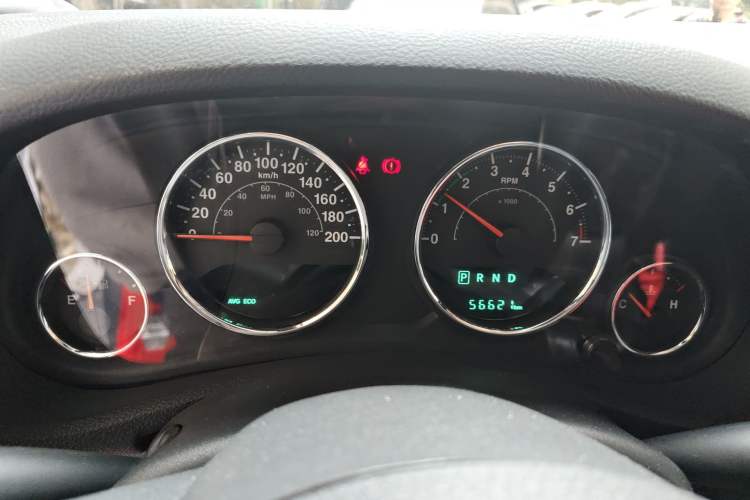 Used Jeep Wrangler 2015 3.6L Rubicon Two-Door Comfort Edition Instrument Cluster