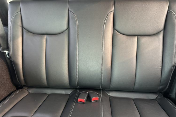 Used Jeep Wrangler 2015 3.6L Rubicon Two-Door Comfort Edition Interior 1