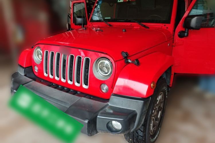 Used Jeep Wrangler 2015 3.0L Sahara Four-Door Comfort Edition Guazi used car, China used car export, Used car for sale, Used cars, Cheapest cars for sale