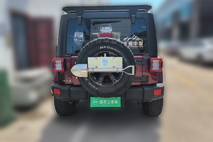 Used Jeep Wrangler 2015 3.0L Sahara Four-Door Edition Rear