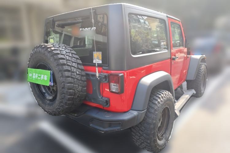 Used Jeep Wrangler 2015 3.6L Rubicon Two-Door Comfort Edition Rear Right 45 Deg