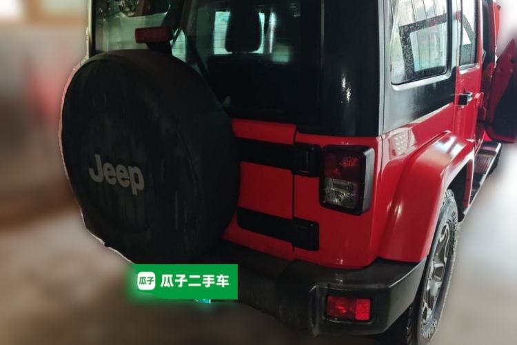 Used Jeep Wrangler 2015 3.0L Sahara Four-Door Comfort Edition Rear Right 45 Deg