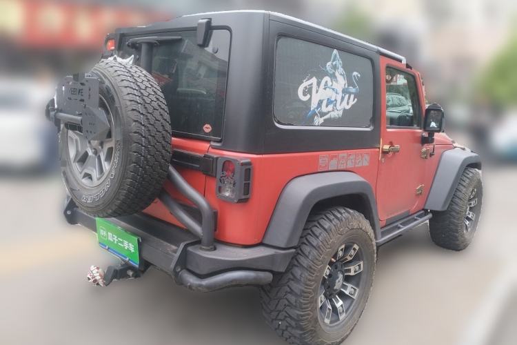 Used Jeep Wrangler 2015 3.6L Rubicon two-door model Rear Right 45 Deg