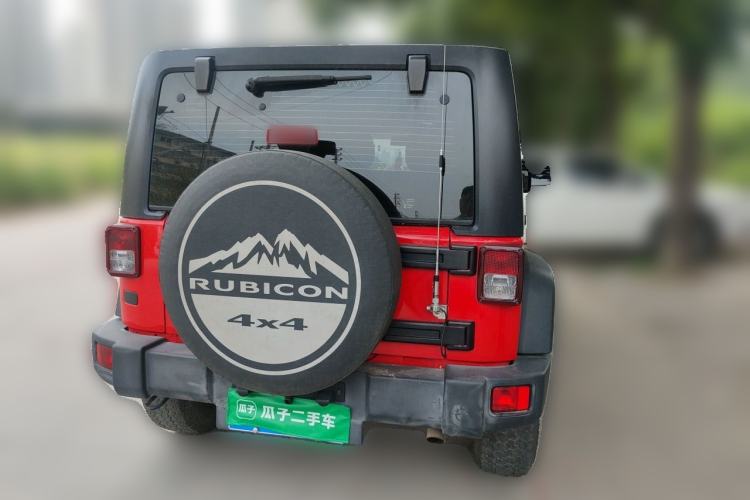 Used Jeep Wrangler 2015 3.6L Rubicon Four-Door Comfort Edition Rear Right 45 Deg