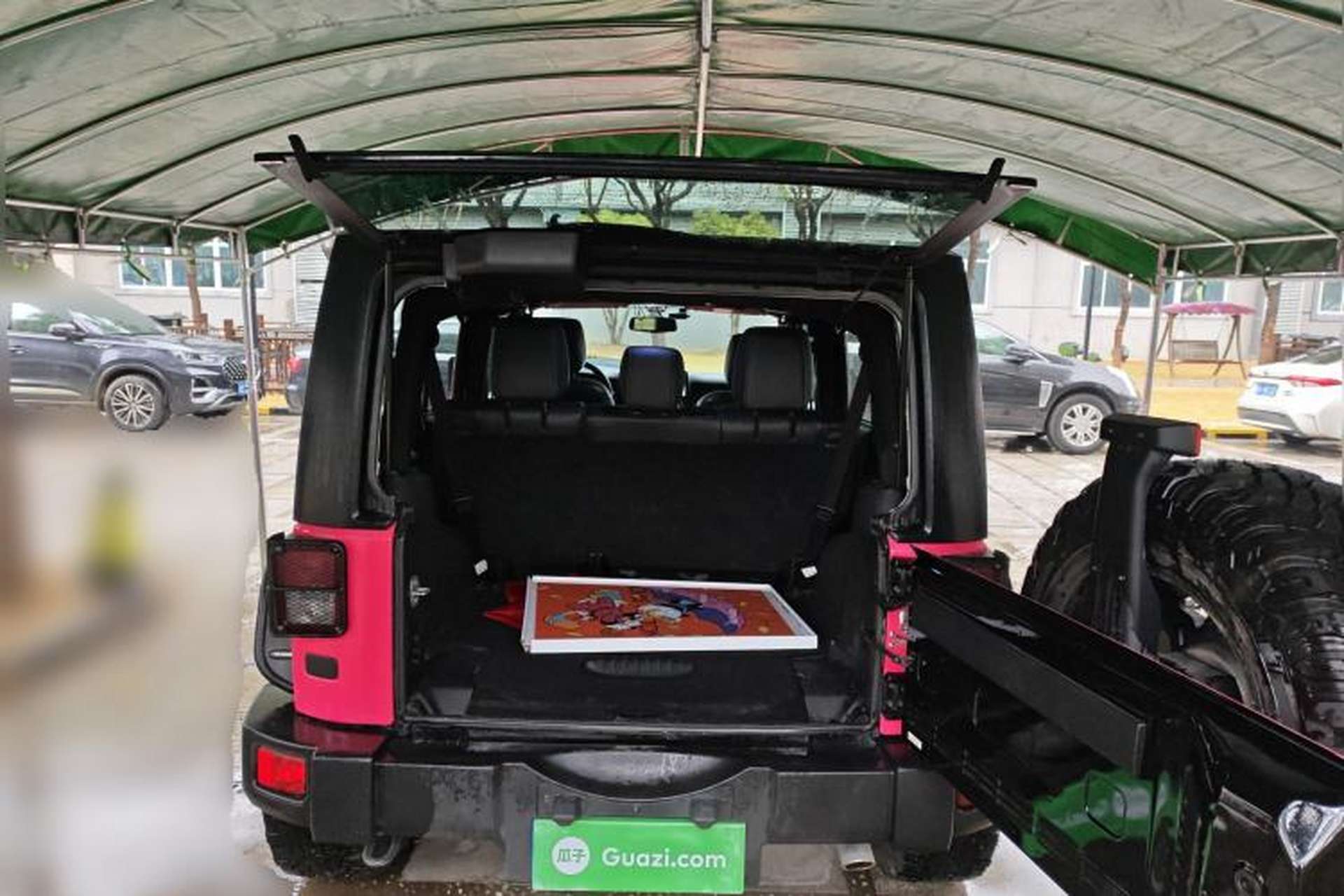 Used Jeep Wrangler 2015 3.0L Sahara Four-Door Comfort Edition Trunk