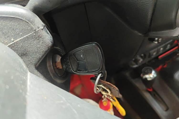 Used Jeep Wrangler 2015 3.0L Sahara Four-Door Comfort Edition Vehicle Key