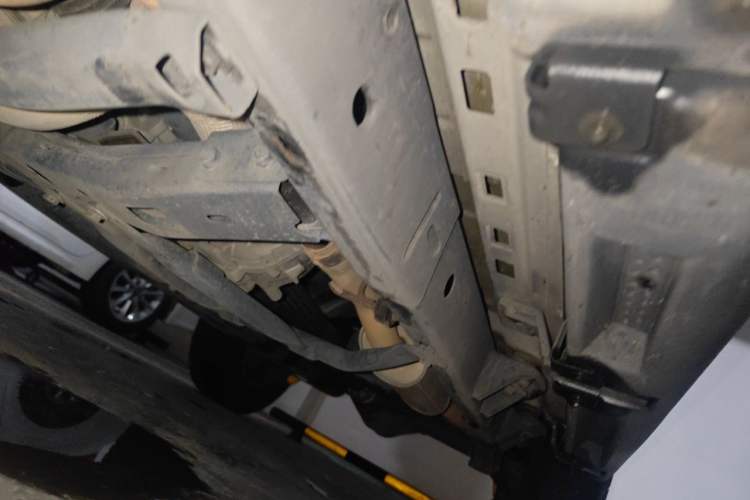 Used Jeep Wrangler 2015 3.0L Four-Door Sahara Comfort Edition Chassis Front Left