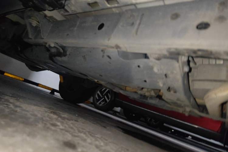 Used Jeep Wrangler 2015 3.0L Four-Door Sahara Comfort Edition Chassis Front Right