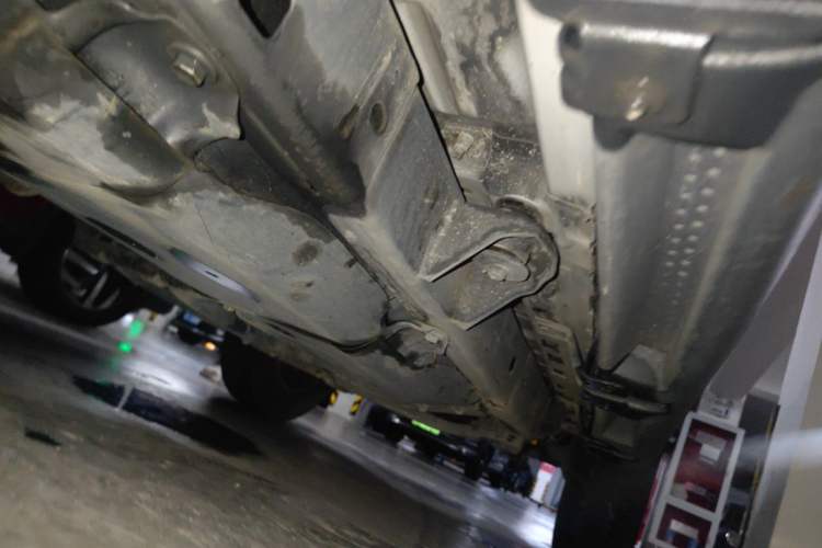 Used Jeep Wrangler 2015 3.0L Four-Door Sahara Comfort Edition Chassis Rear Right