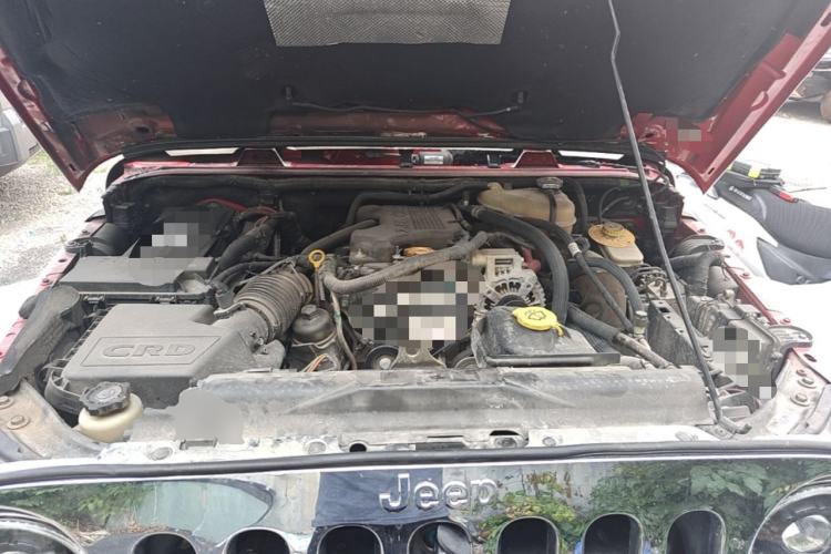 Used Jeep Wrangler 2015 2.8TD Sahara Four-Door Comfort Edition Engine Bay