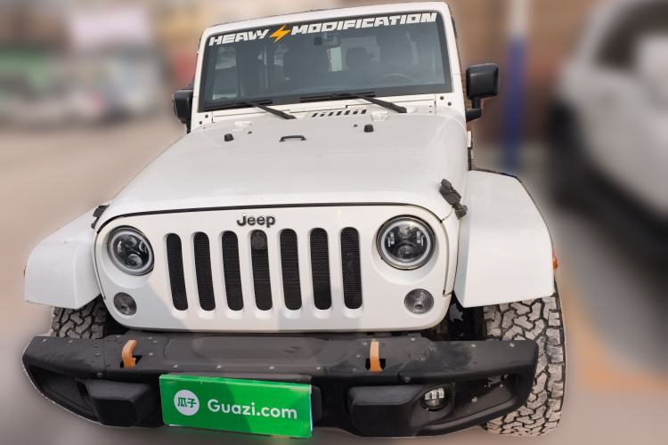 Used Jeep Wrangler 2015 3.0L Sahara Four-Door Edition Front