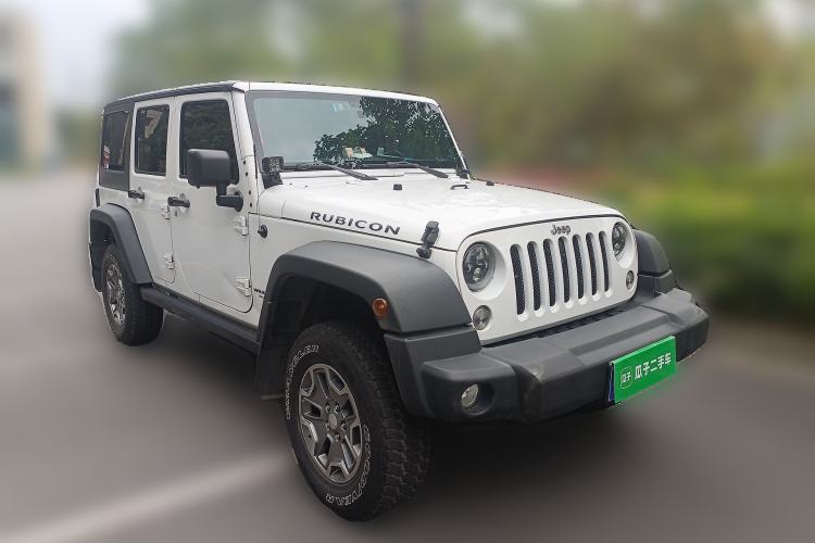 Used Jeep Wrangler 2015 3.6L Rubicon Four-Door Comfort Edition Front Right 45 Deg