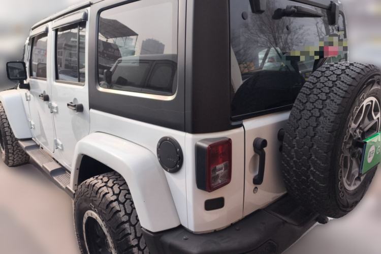 Used Jeep Wrangler 2015 3.0L Sahara Four-Door Edition Rear Left 45 Deg